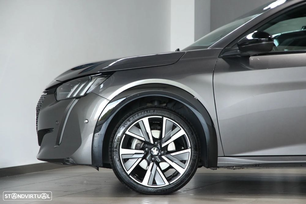 Peugeot 208 1.2 PureTech GT Line - 33