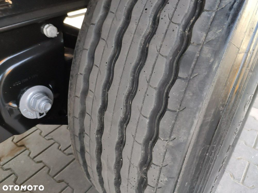 Kögel 3 Osie SAF Oś Podnoszona Standard Wysokość 2,76 2017r - 16