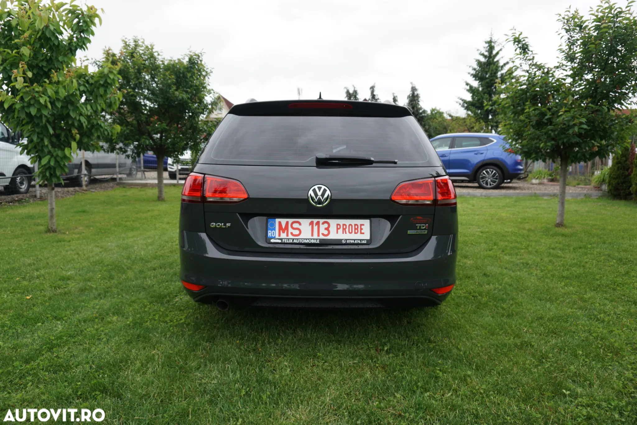 Volkswagen Golf 1.6 TDI BlueMotion Technology DPF Highline DSG - 4