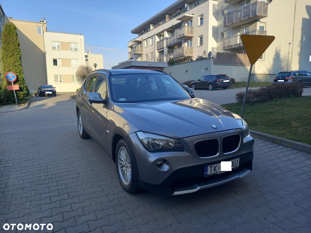 BMW X1 xDrive20d - 10