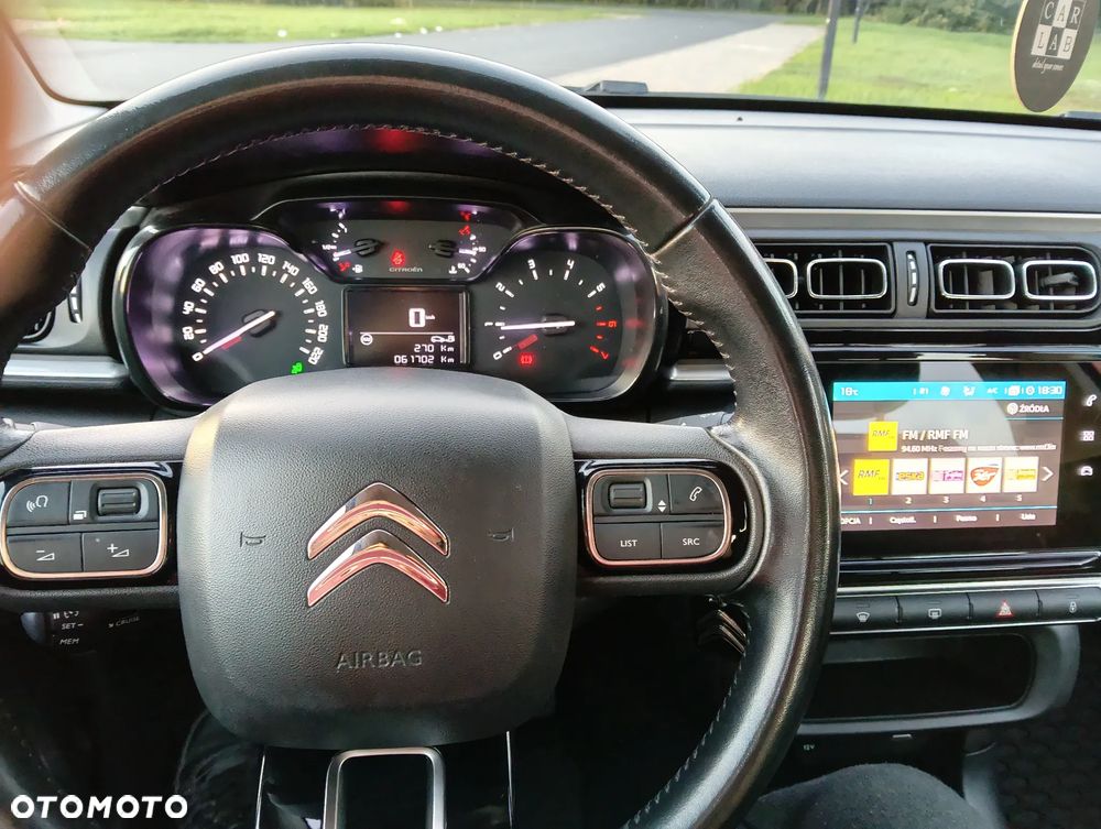 Citroën C3 1.2 PureTech Shine - 21