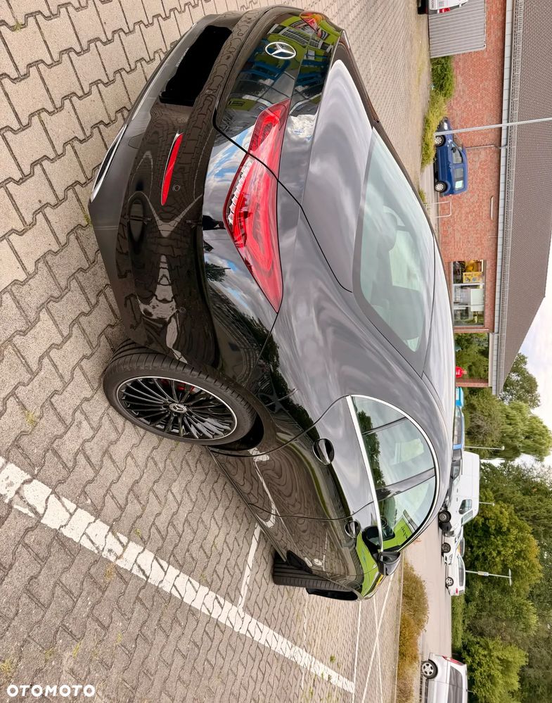 Mercedes-Benz CLA - 4