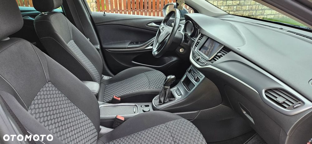 Opel Astra - 16