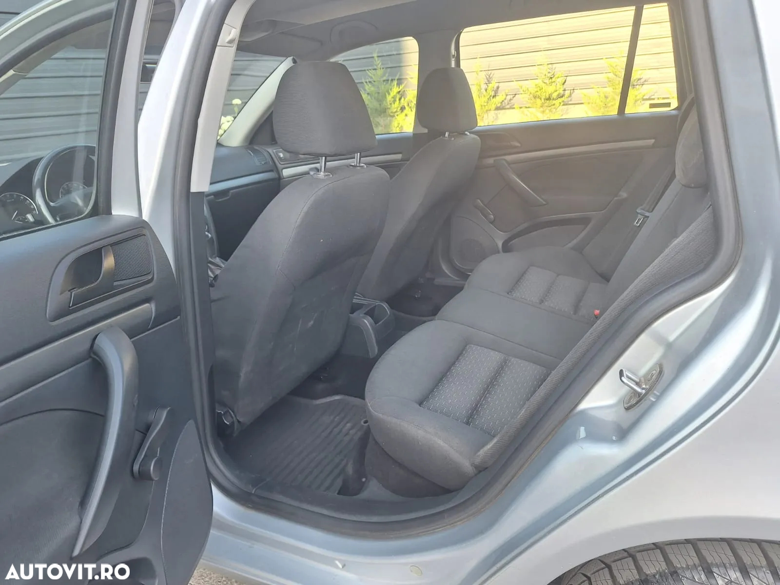 Skoda Octavia 1.6 TDI ACTIVE - 6