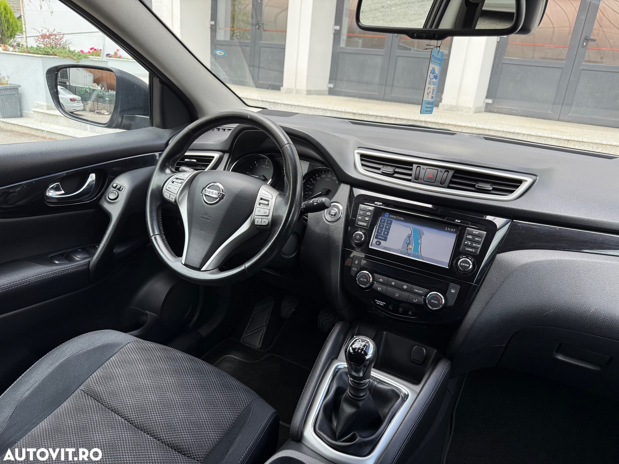 Nissan Qashqai 1.5 DCI N-Connecta - 12