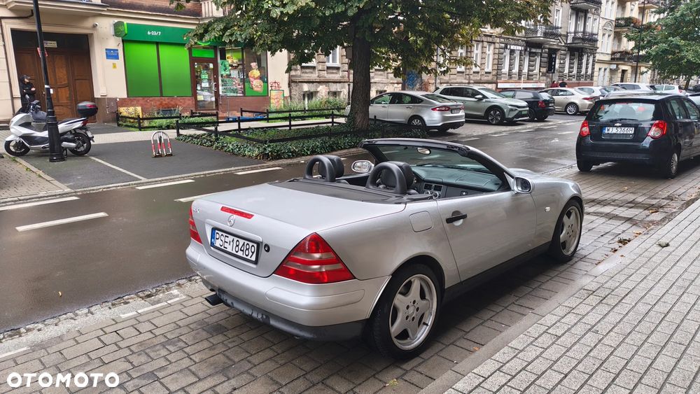 Mercedes-Benz SLK - 1