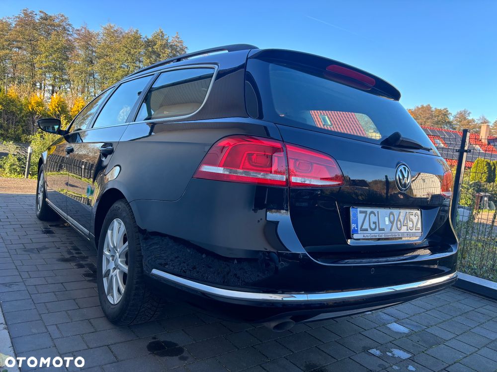 Volkswagen Passat 1.6 TDI Comfortline - 3