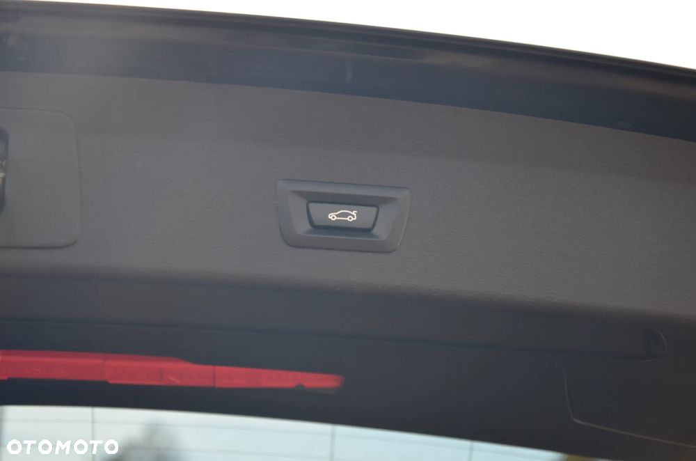 BMW X1 xDrive25d xLine - 40