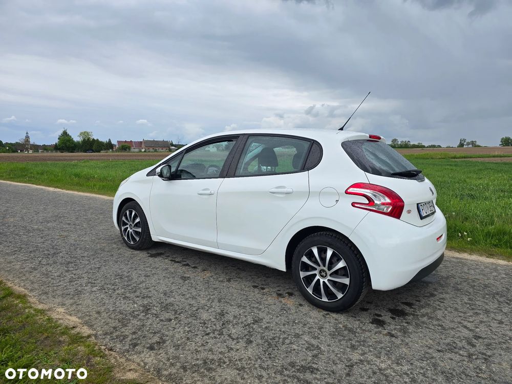 Peugeot 208 1.4 HDi Access - 6