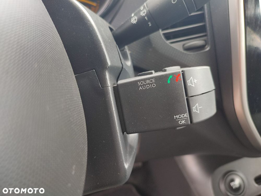 Renault Captur ENERGY dCi 90 Start&Stop Intens - 25