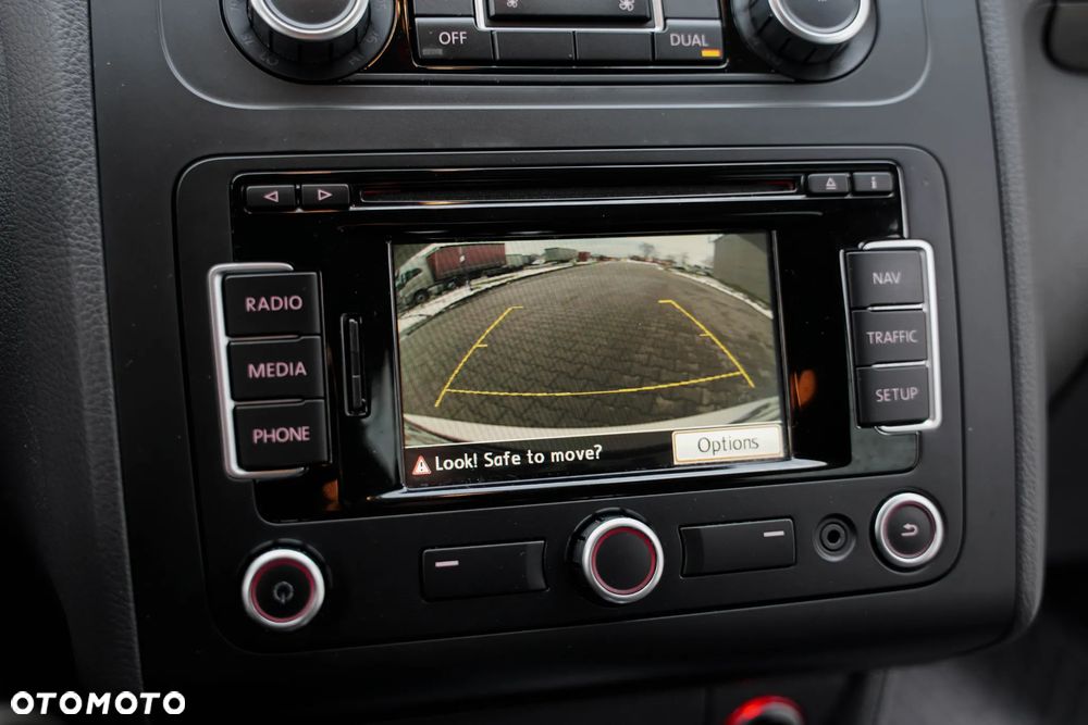 Volkswagen Touran 2.0 TDI DPF DSG R-Line Edition - 21