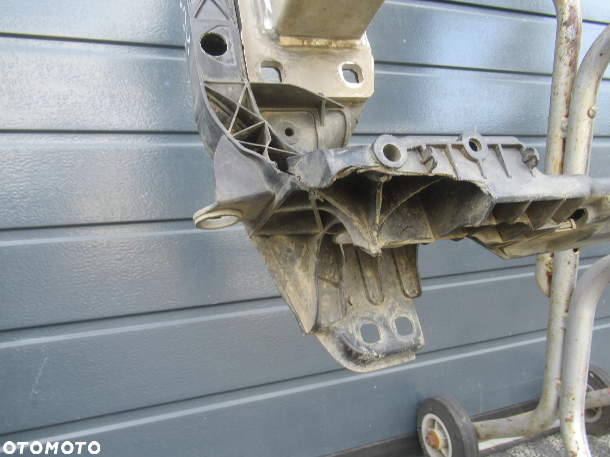 BELKA PAS WZMOCNIENIE CZOŁOWE PRZEDNIE AUDI Q7 II LIFT 4M0 4M0805594 4M0807109C 2019 - 10