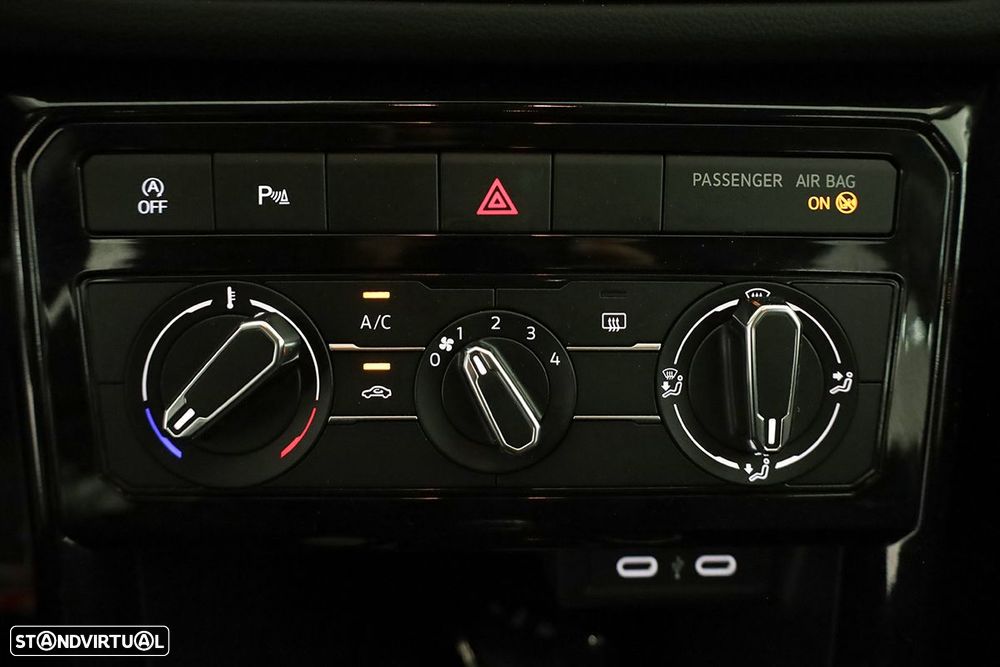 VW T-Cross 1.0 TSI Urban DSG - 11