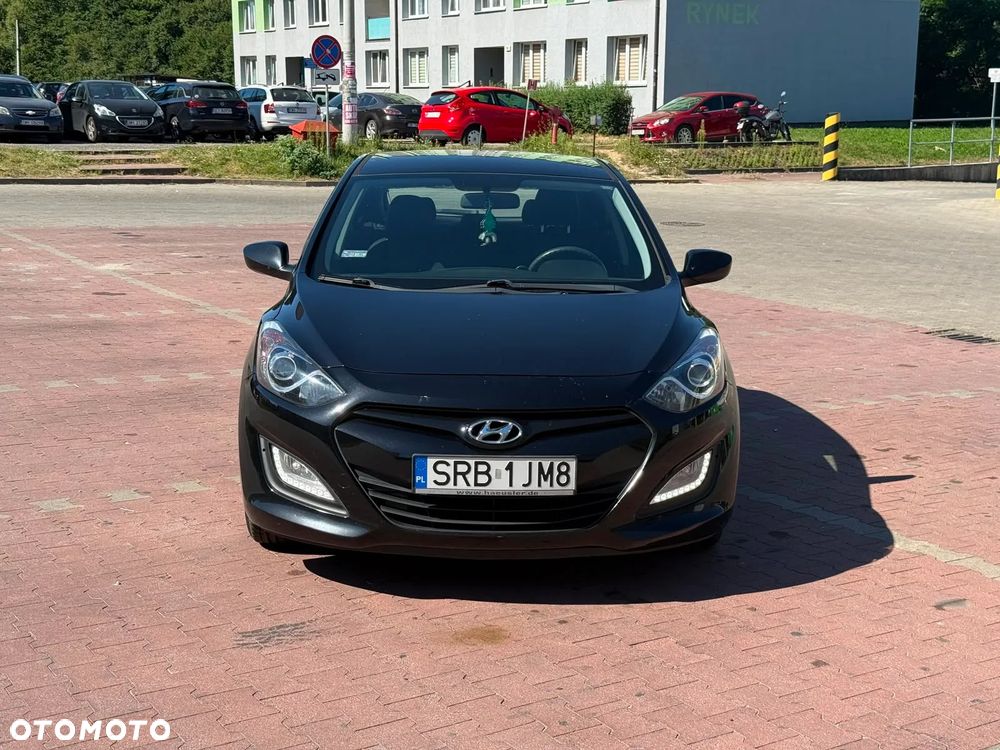 Hyundai i30 1.4 Classic + - 4