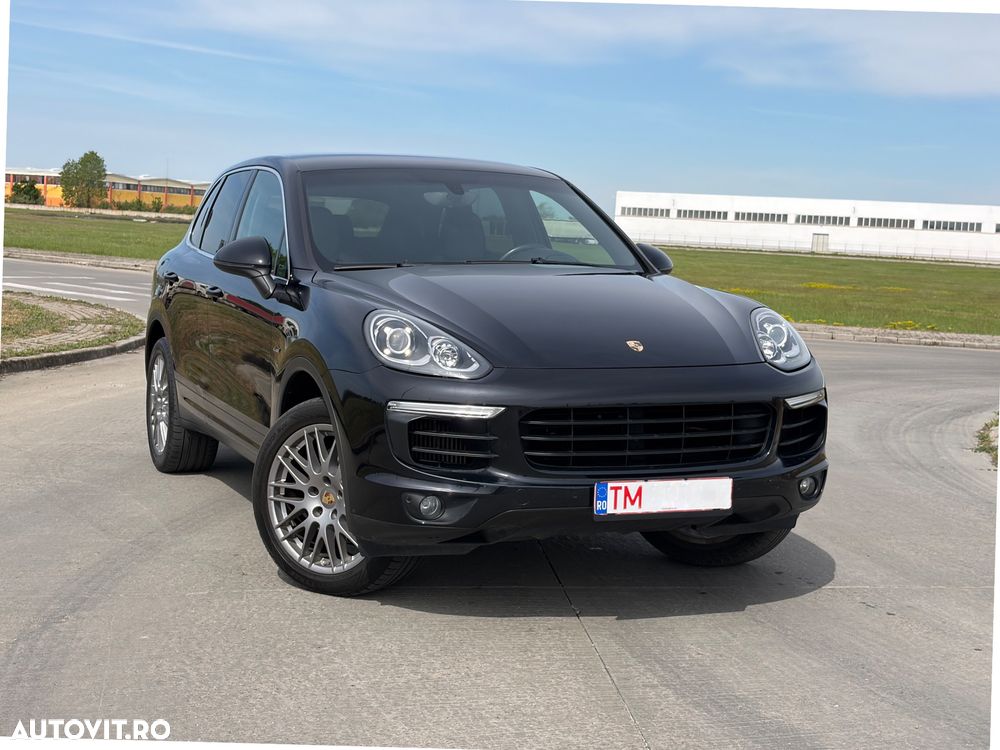 Porsche Cayenne Platinum Edition - 2