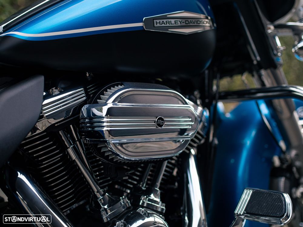 Harley-Davidson FLH ELECTRA GLIDE® REVIVAL™ - 26