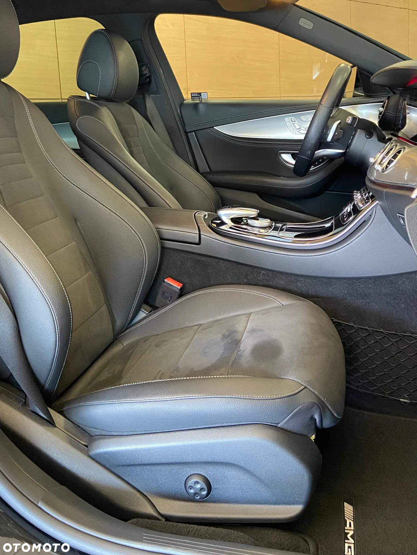 Mercedes-Benz Klasa E 220 d 4-Matic 9G-TRONIC - 11
