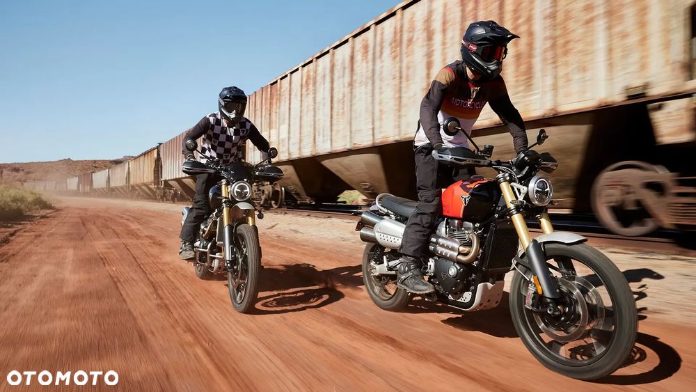 Triumph Scrambler - 12