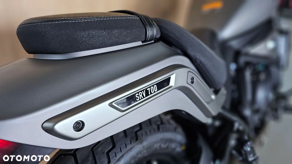 QJMOTOR SRV 700 - 25