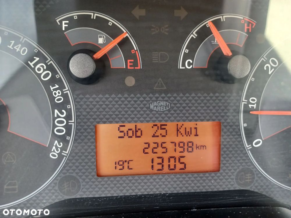 Fiat Linea 1.4 Active - 7