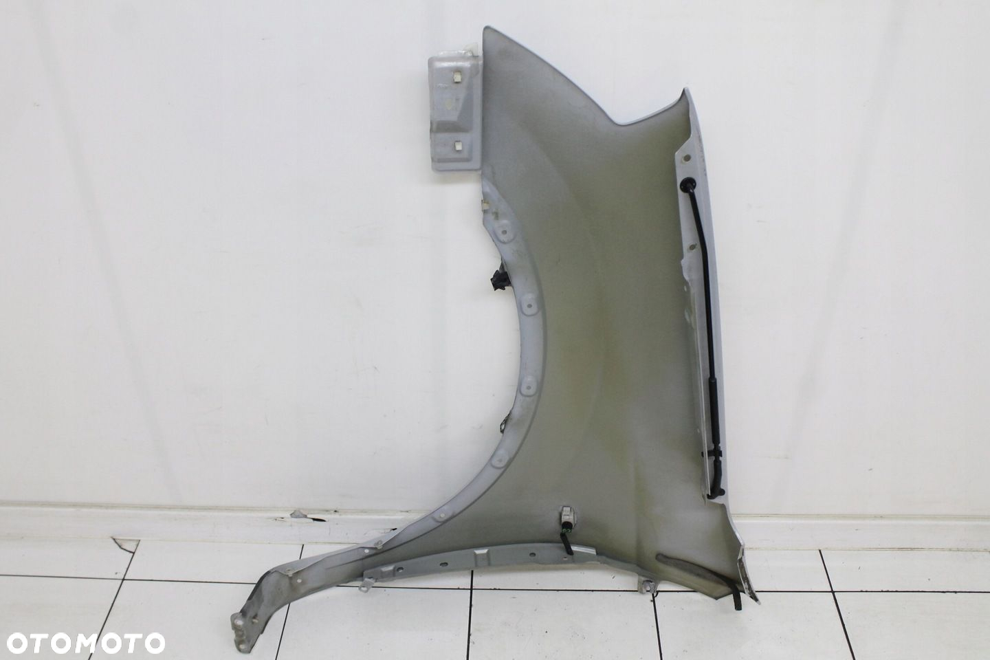 NISSAN QASHQAI I J10 2006R- BŁOTNIK PRAWY PRZÓD PRZEDNI K54 - KOD LAKIERU - 7
