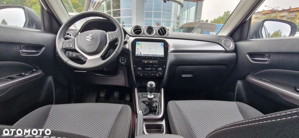Suzuki Vitara 1.4 Boosterjet mHEV Premium Plus 2WD - 6