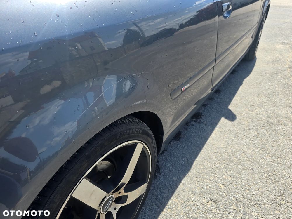 Audi A4 Cabrio - 8