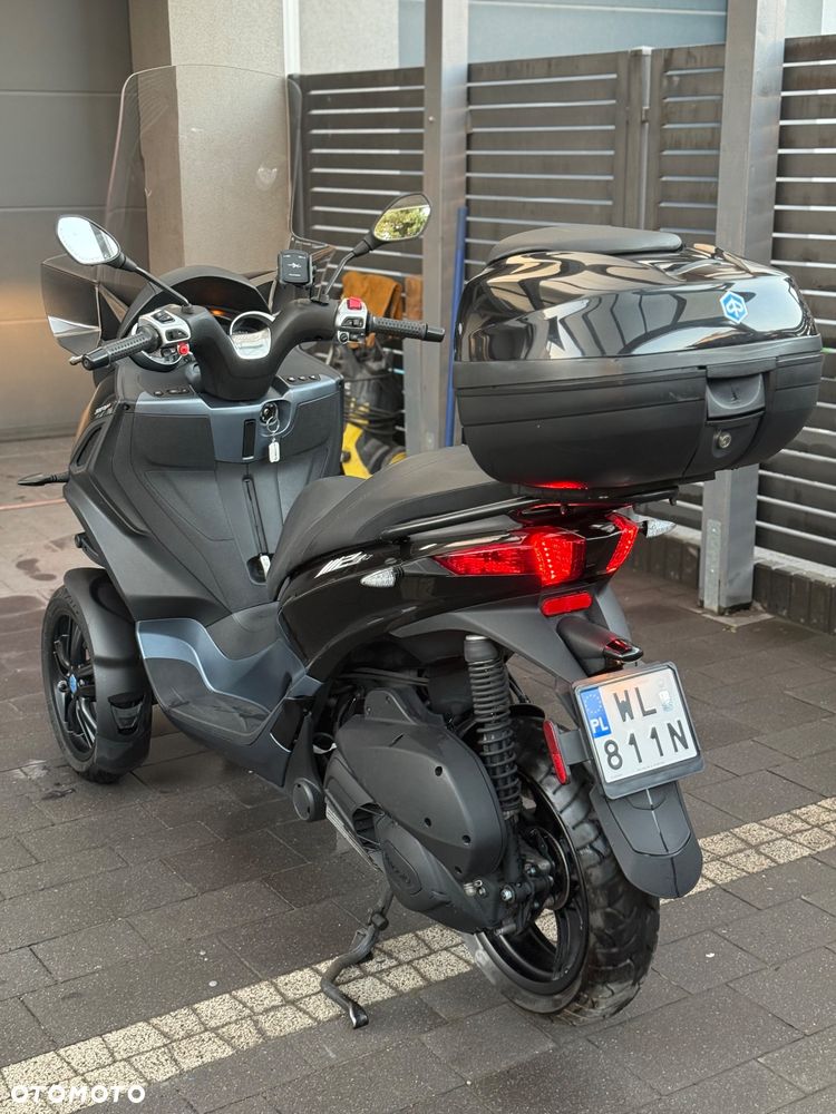 Piaggio MP-3 - 7