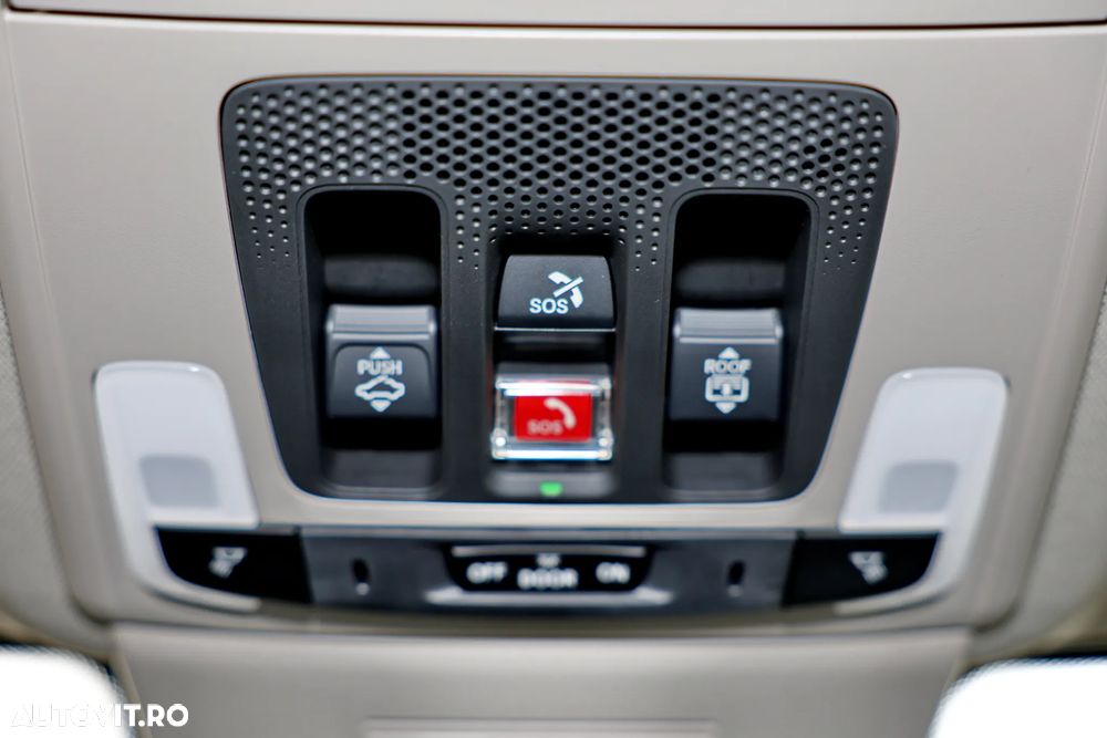 Honda Civic 2.0 e:HEV E-CVT Advance - 23