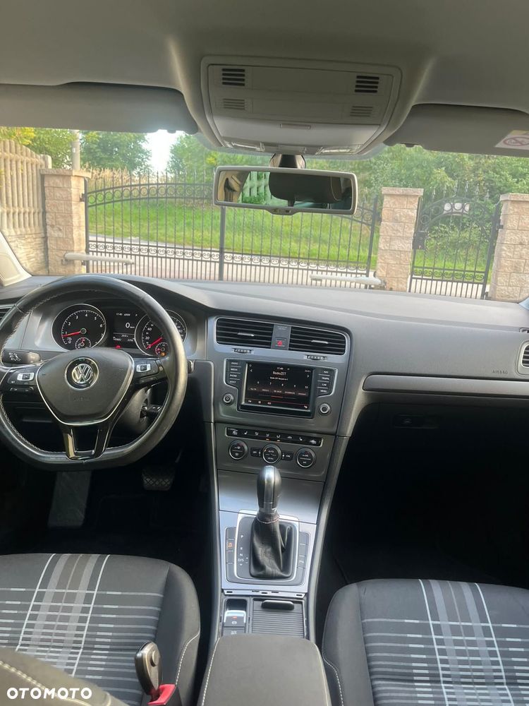 Volkswagen Golf 1.4 TSI BlueMotion Technology DSG Lounge - 11