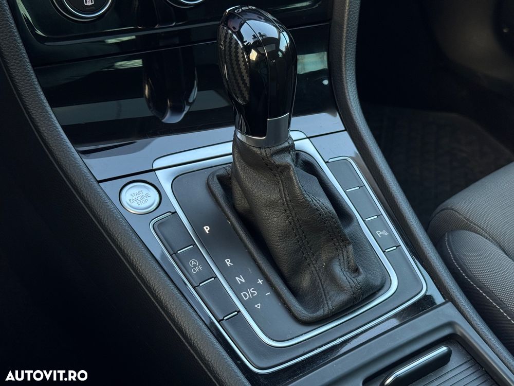 Volkswagen Golf 1.5 TSI DSG Highline - 25