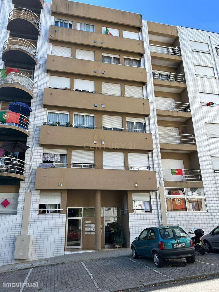 Apartamento T3 em Caldelas, Guimarães - 179.000€  -  ZTRE 05103 - Grande imagem: 4/6