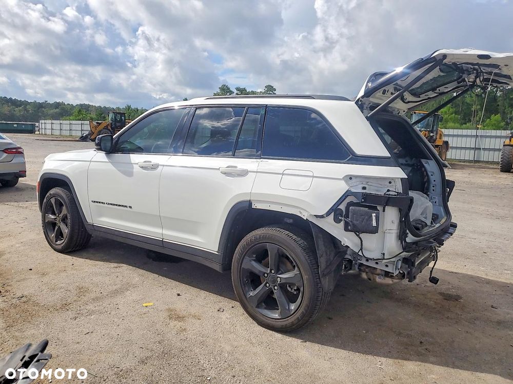 Jeep Grand Cherokee - 3