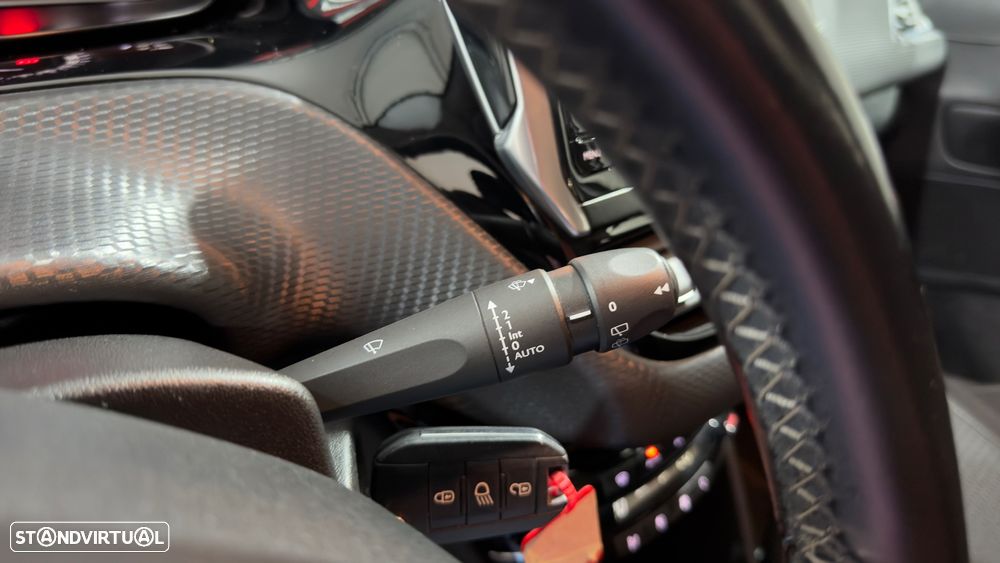 Peugeot 208 PureTech 110 Stop & Start Allure - 23