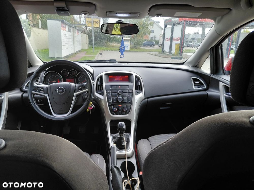 Opel Astra IV 1.4 Cosmo - 22