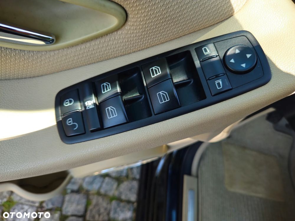 Mercedes-Benz Klasa A 180 CDI Elegance - 28