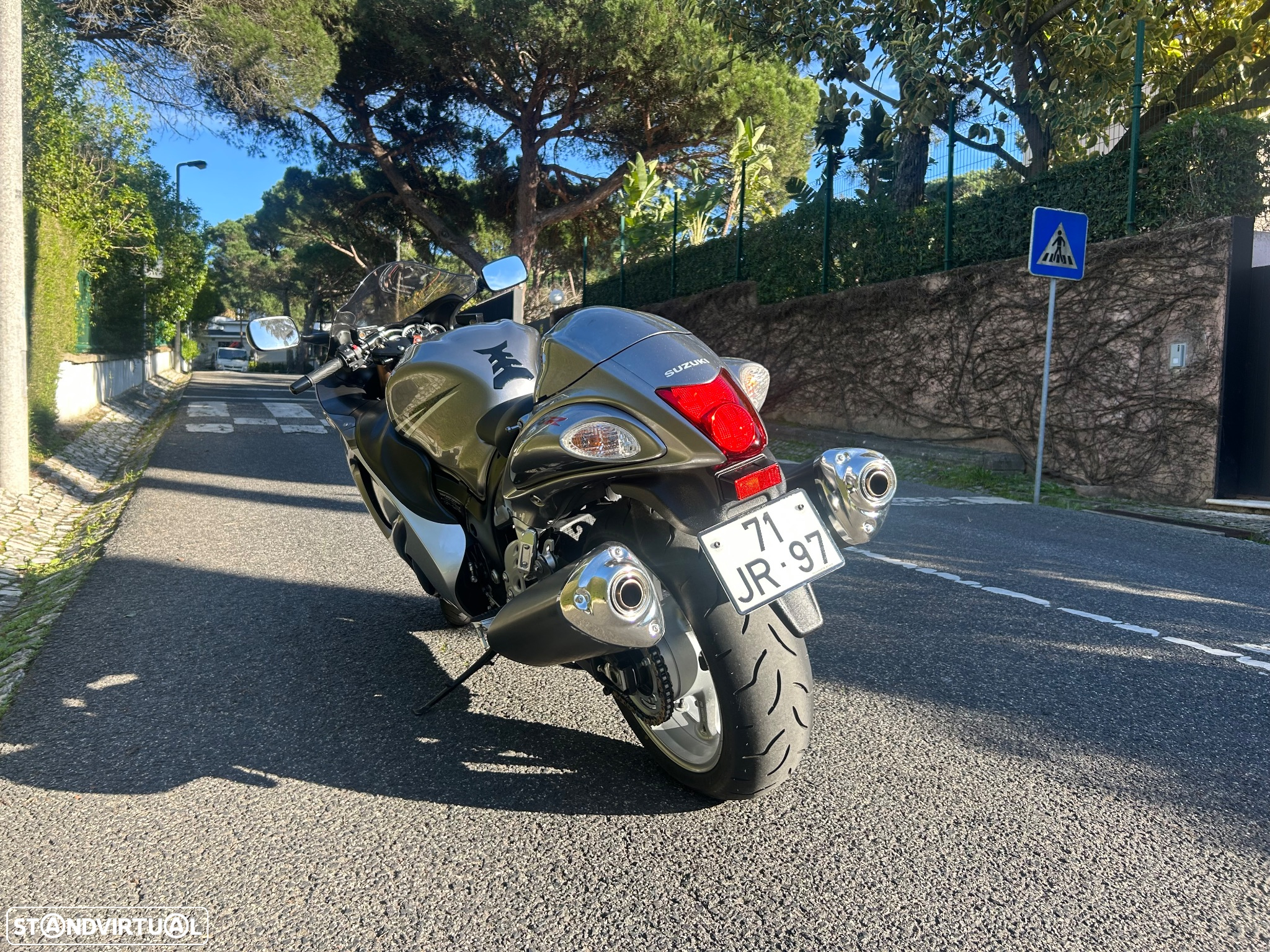 Suzuki GSX-R 1300 Hayabusa - 27