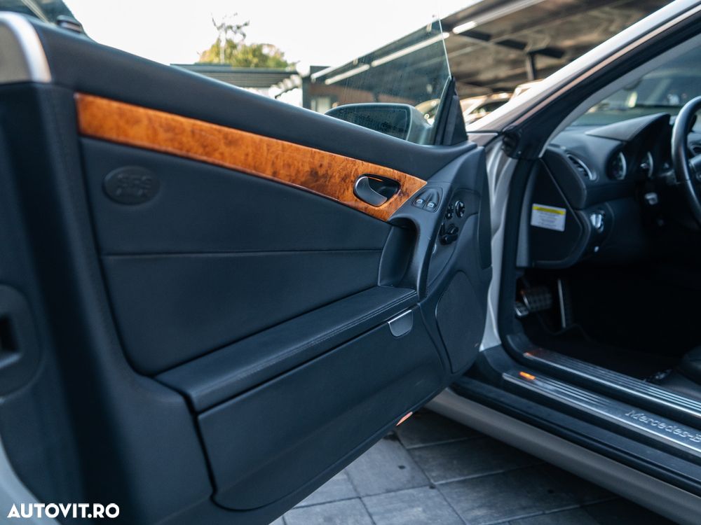 Mercedes-Benz SL - 24