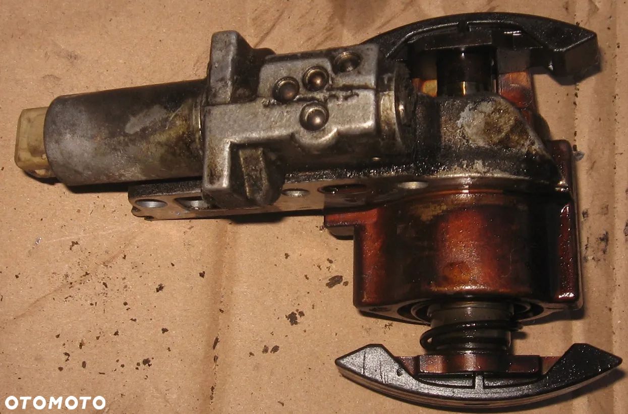 napinacz łańcucha rozrządu AUDI A4 B5 1.8 5V 20V PASSAT B5 - 1