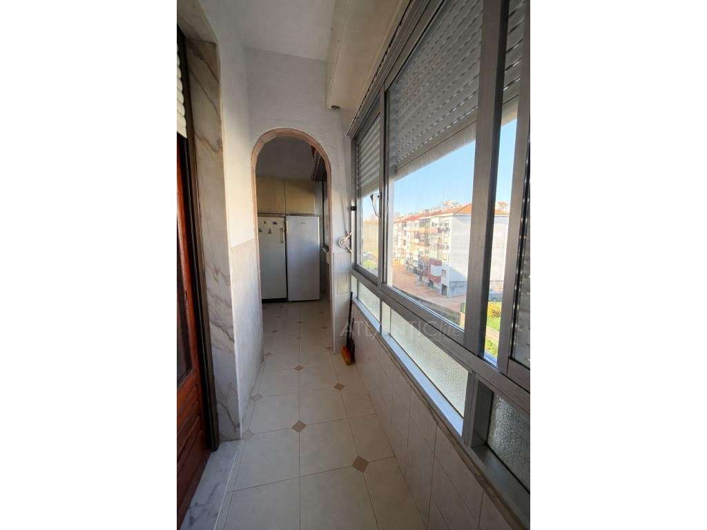 Apartamento T2 Mercês - Grande imagem: 3/11