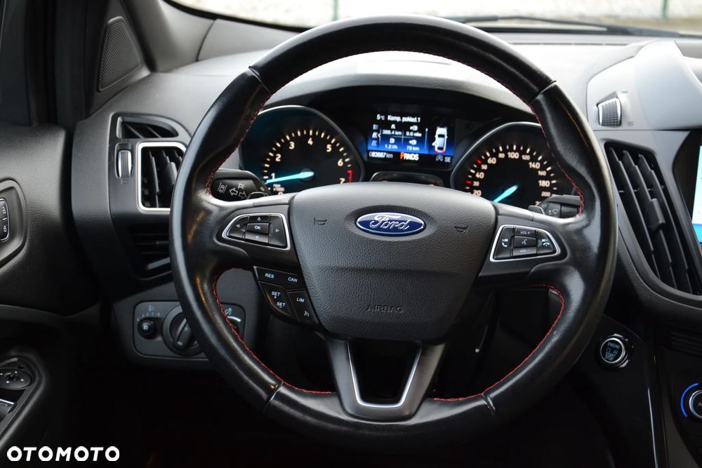 Ford Kuga 1.5 EcoBoost 4x4 ST-Line - 25