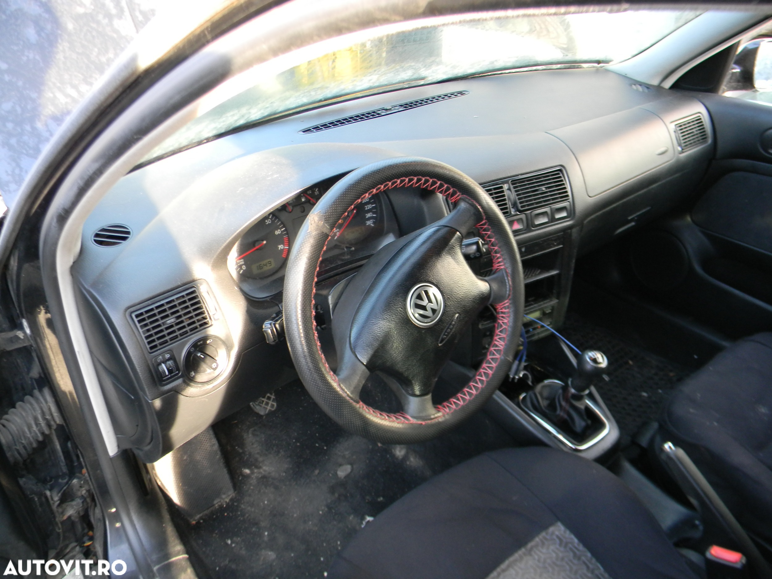 Dezmembrari  VW GOLF 4  1997  > 2006 1.6 16V Benzina - 10