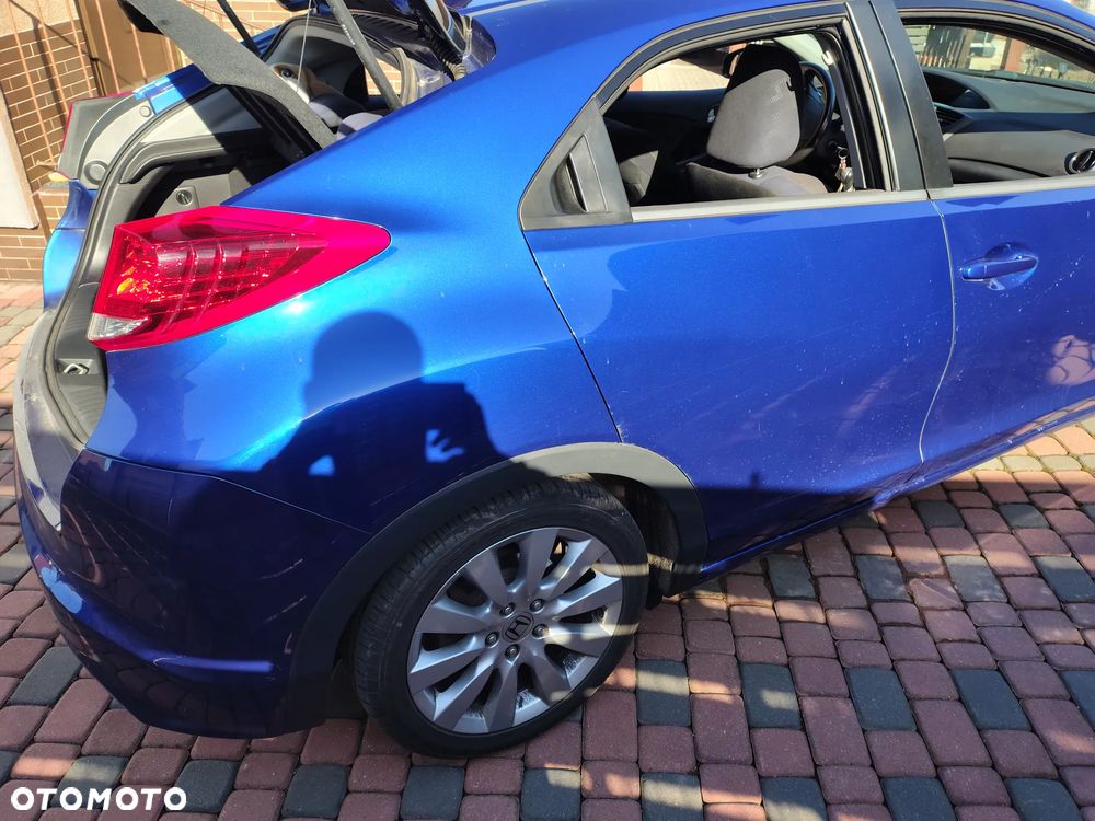 Honda Civic 1.8 i-VTEC Sport - 5