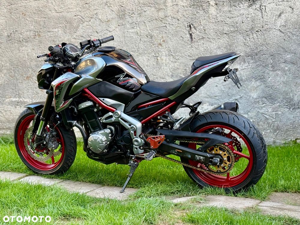 Kawasaki Z 900 - 13