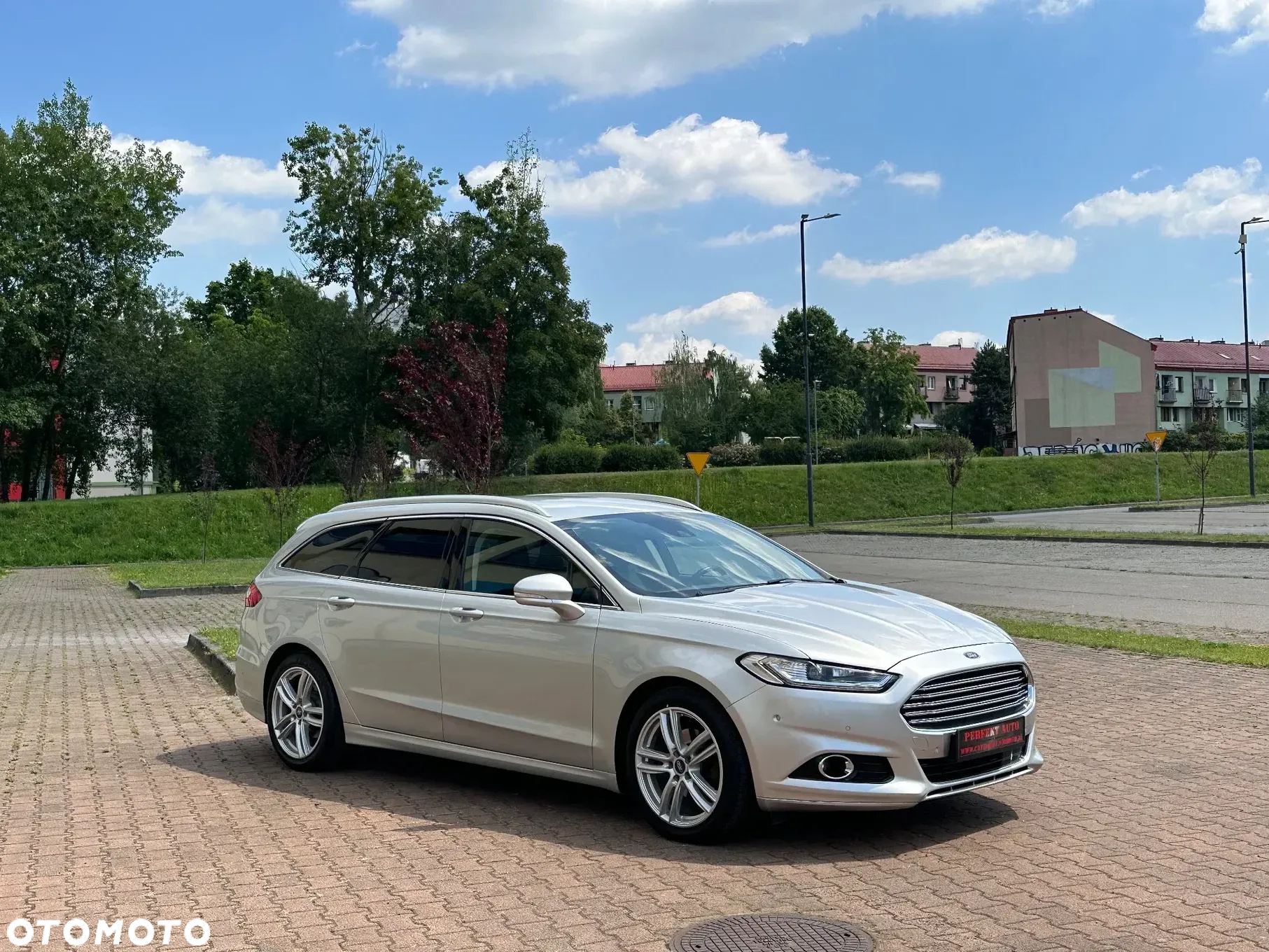 Ford Mondeo 2.0 EcoBoost Titanium - 15