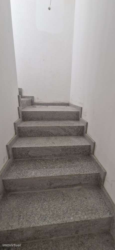 moradia geminada nova t4 - Grande imagem: 4/8