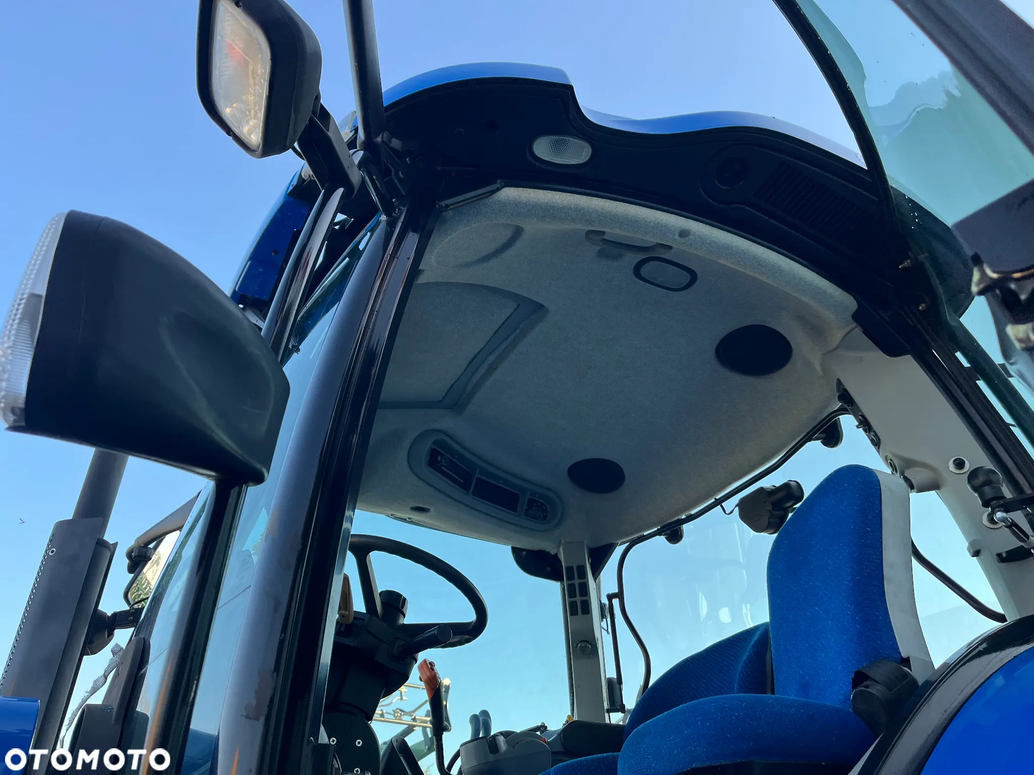 New Holland T 6080 - 12