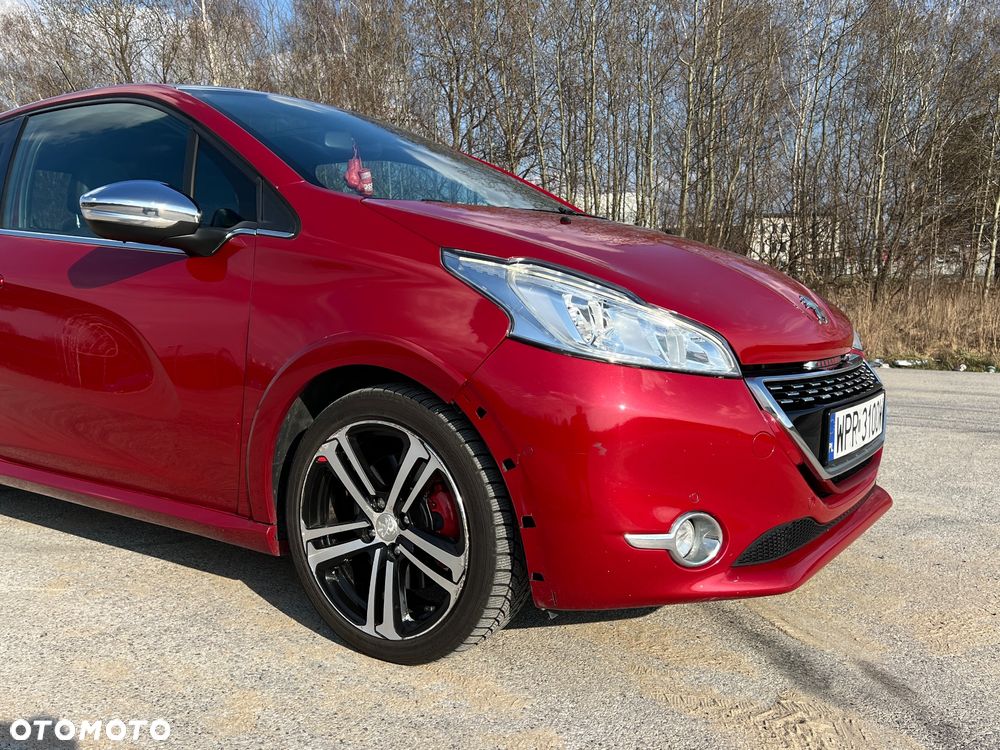 Peugeot 208 1.6 THP GTi - 37