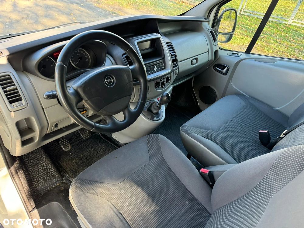 Opel Vivaro L2H1 2.9t - 5