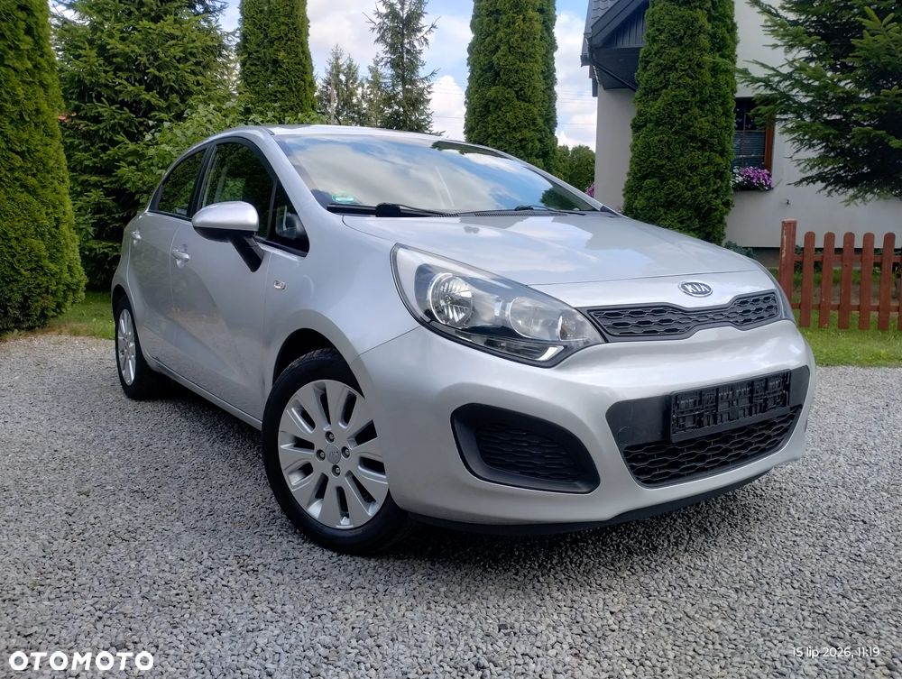 Kia Rio - 1